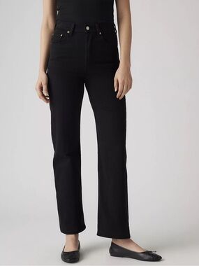 Levi’s Ribcage Straight Ankle Jeans
